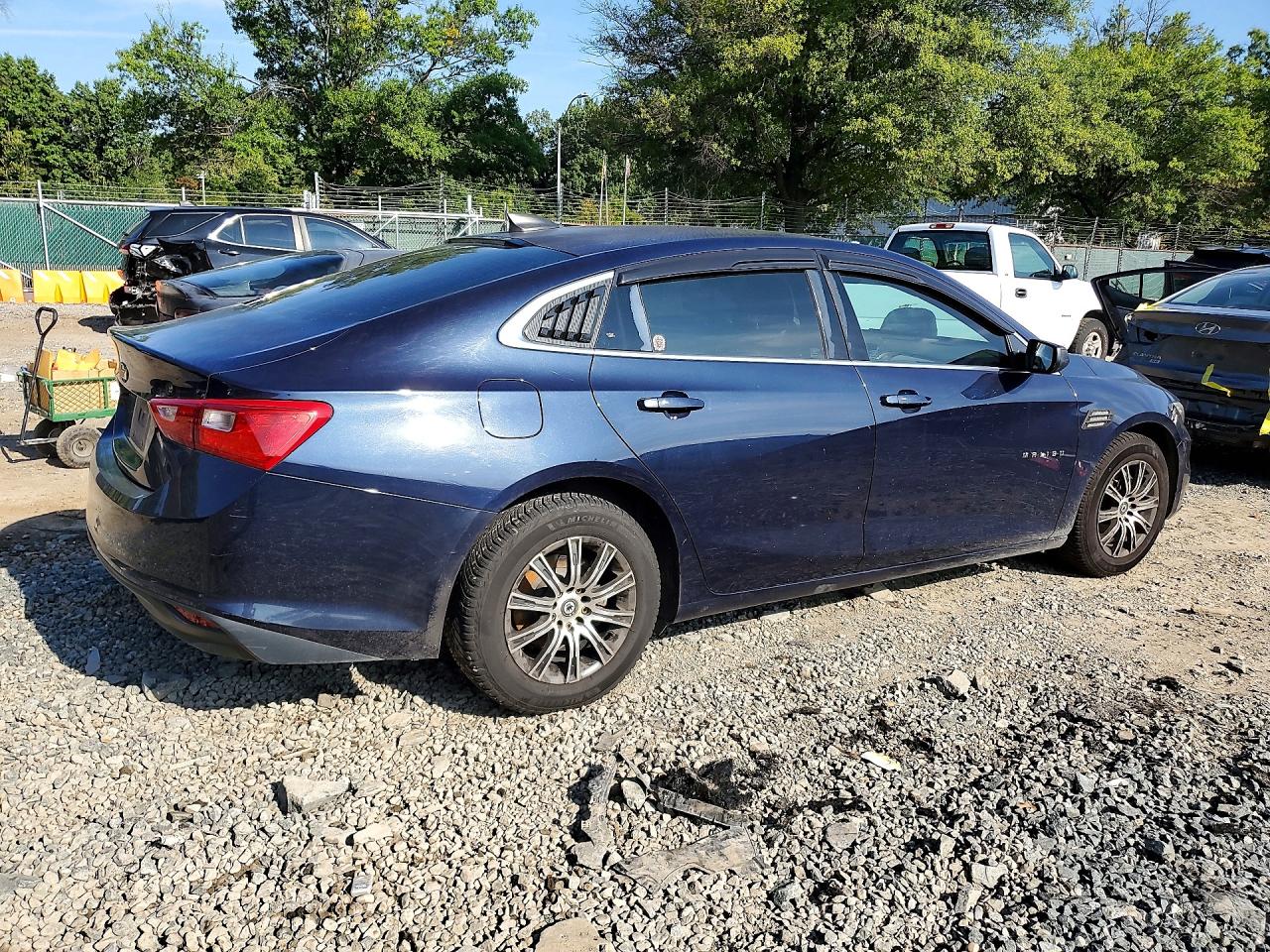 2017 CHEVROLET MALIBU LS — снимка 3