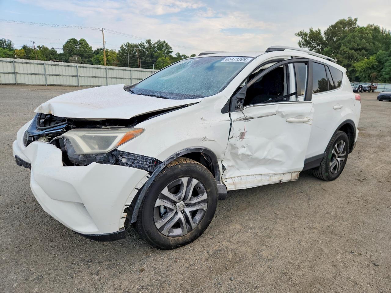 2017 TOYOTA RAV4 LE