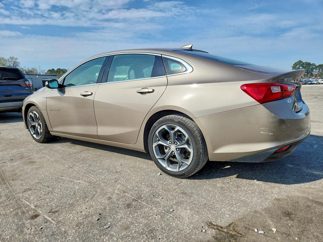 2023 CHEVROLET MALIBU LT — снимка 2