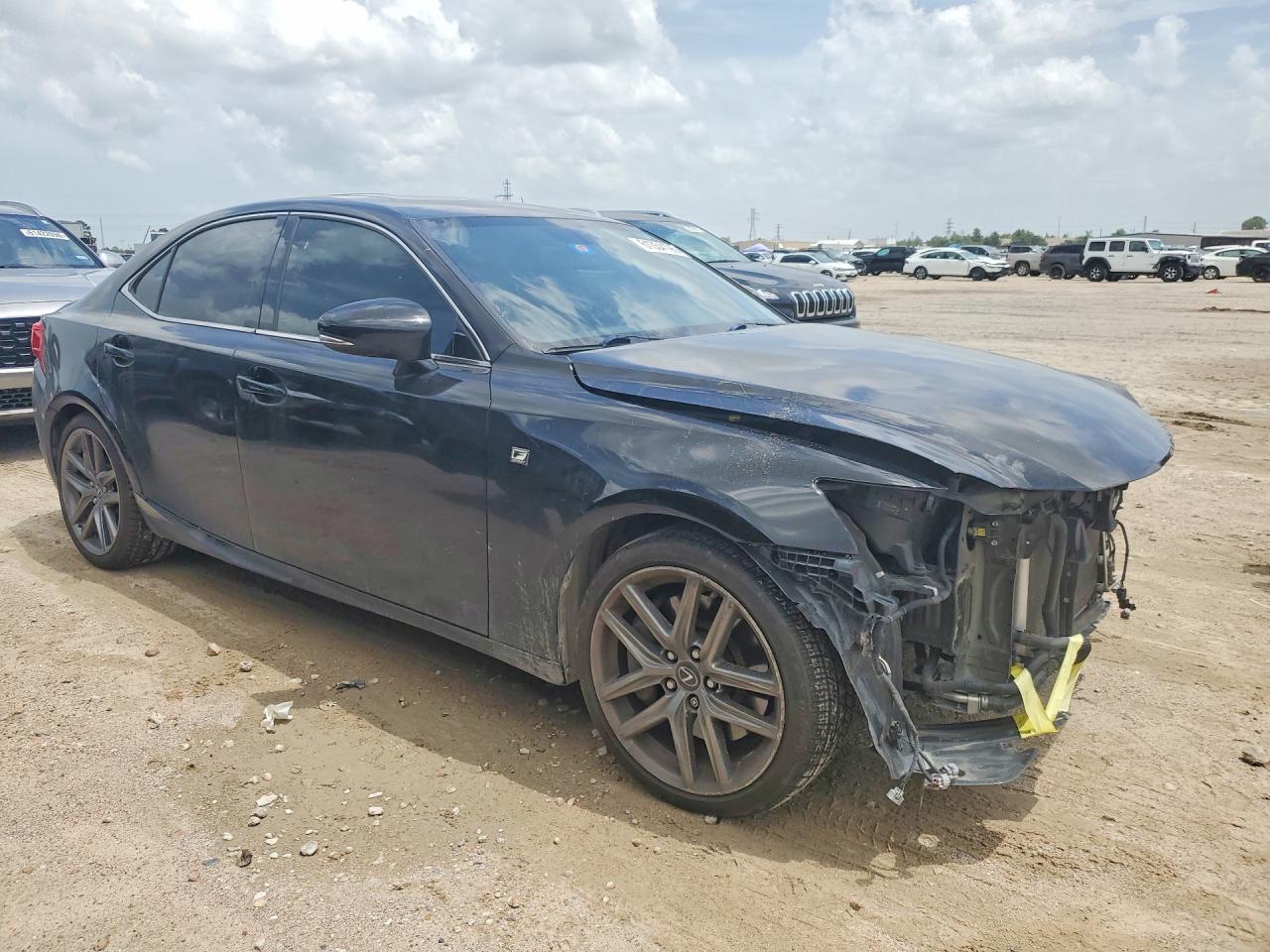 2016 LEXUS IS 200T — снимка 4