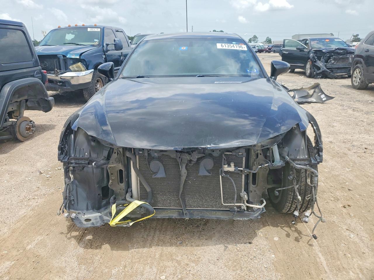 2016 LEXUS IS 200T — снимка 5