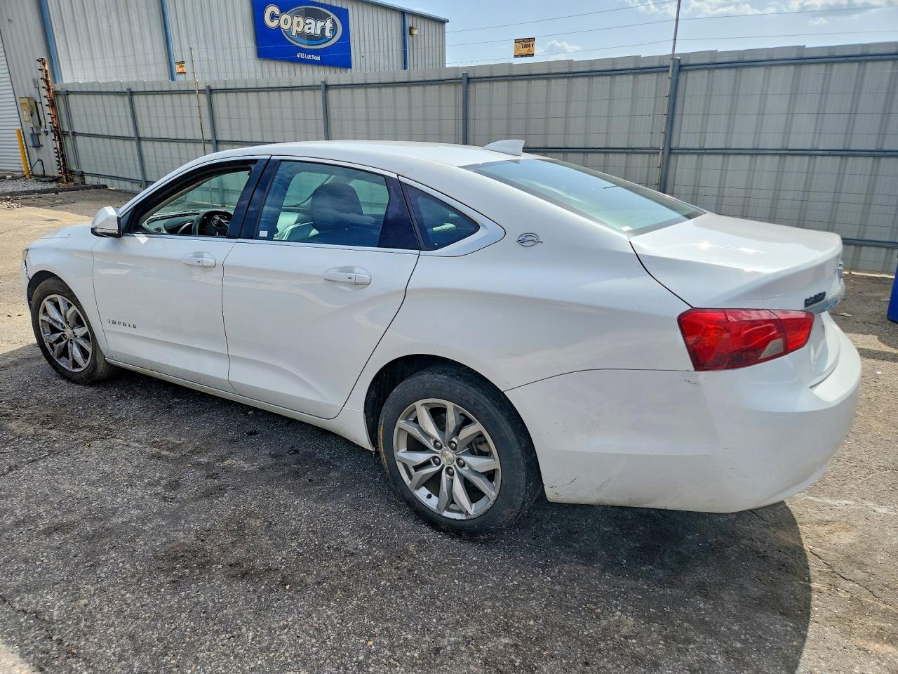 2019 CHEVROLET IMPALA LT — снимка 2