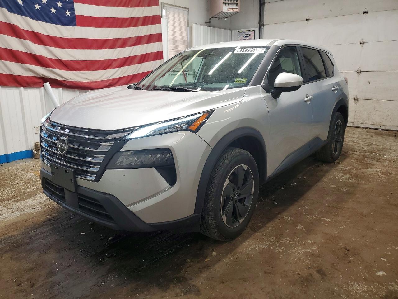 2024 NISSAN ROGUE SV