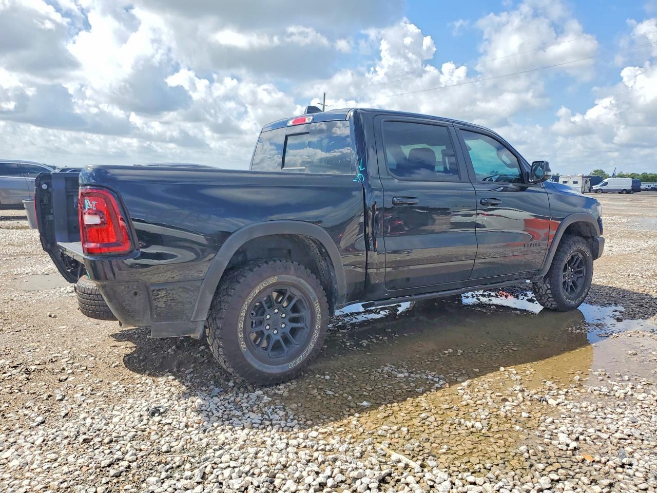 2026 RAM 1500 REBEL — снимка 3
