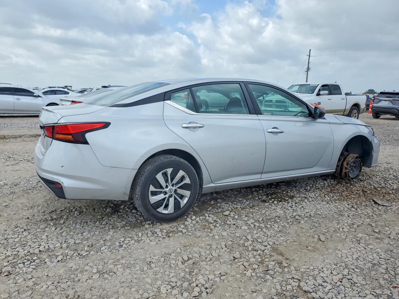 2024 NISSAN ALTIMA S — снимка 3