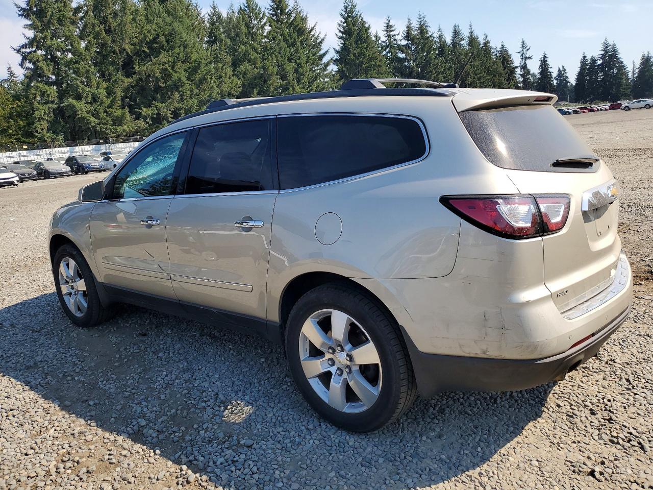 2015 CHEVROLET TRAVERSE LTZ — снимка 2