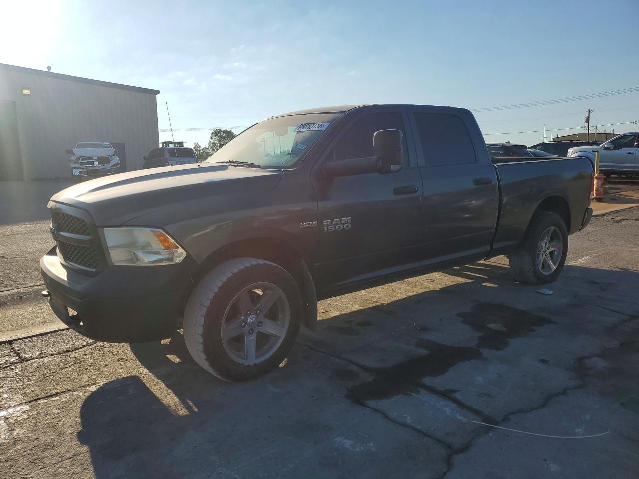 2015 RAM 1500 ST