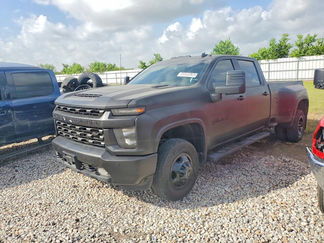 2022 CHEVROLET SILVERADO K3500 LT