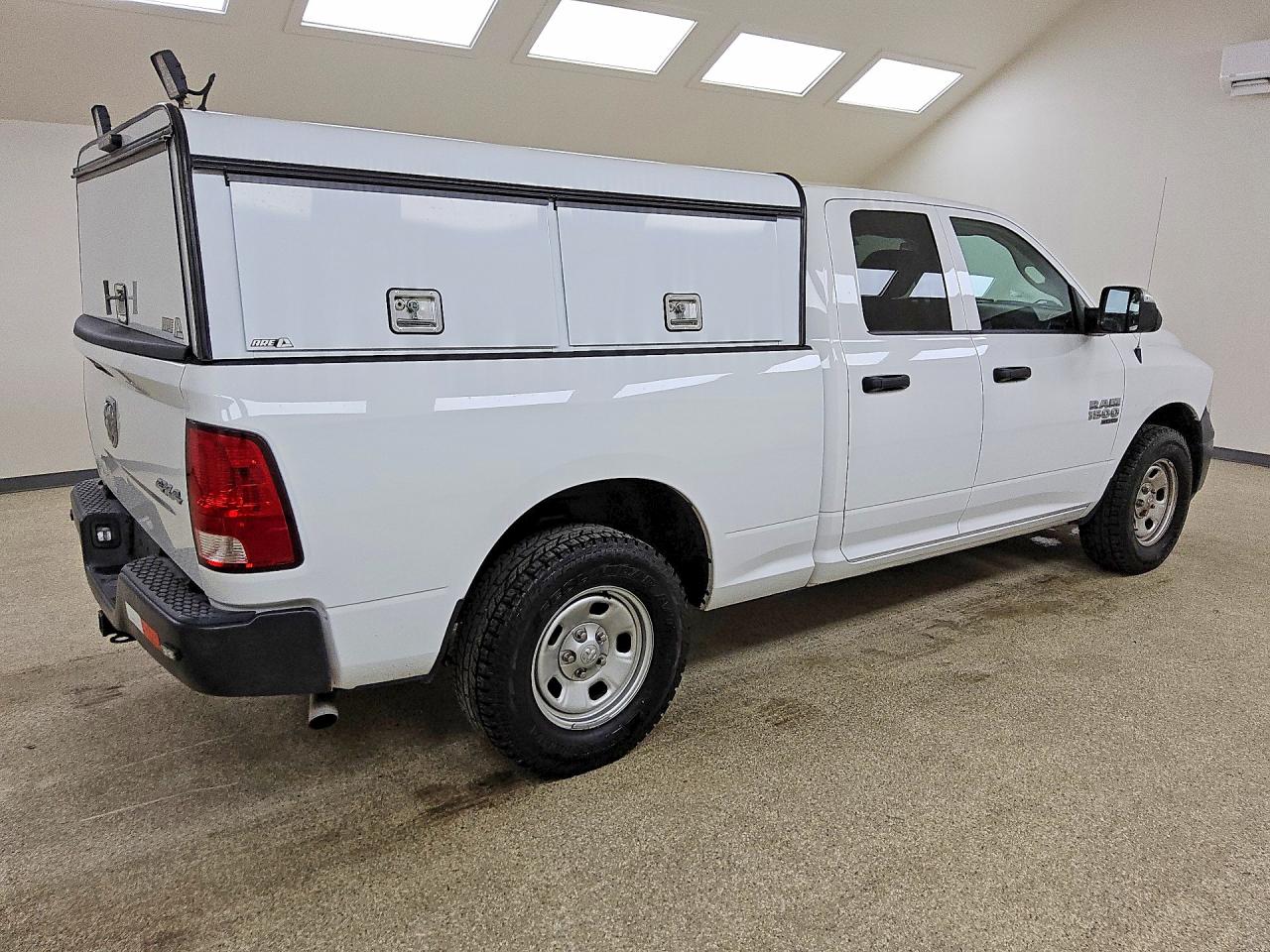 2023 RAM 1500 CLASSIC TRADESMAN — снимка 3