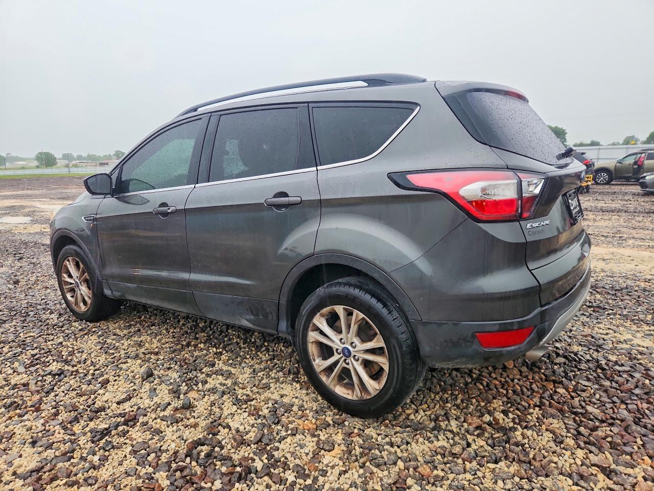2018 FORD ESCAPE SE — снимка 2