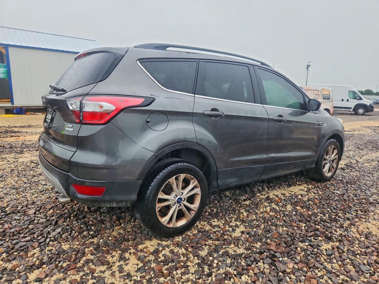 2018 FORD ESCAPE SE — снимка 3