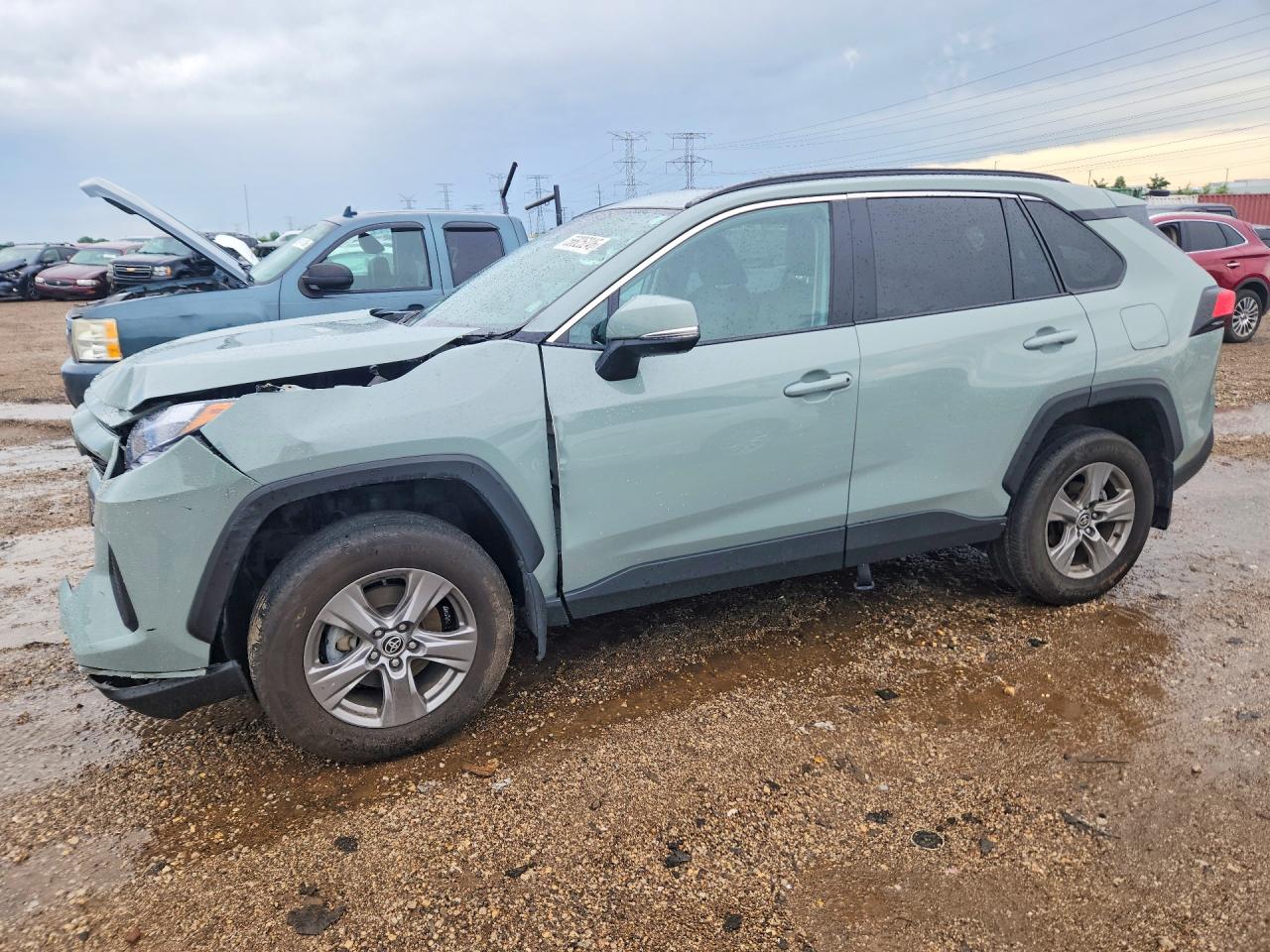 2023 TOYOTA RAV4 XLE