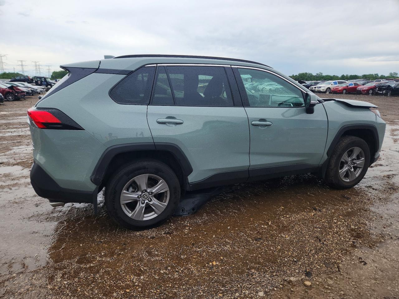2023 TOYOTA RAV4 XLE — снимка 3