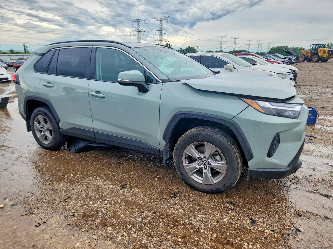 2023 TOYOTA RAV4 XLE — снимка 4