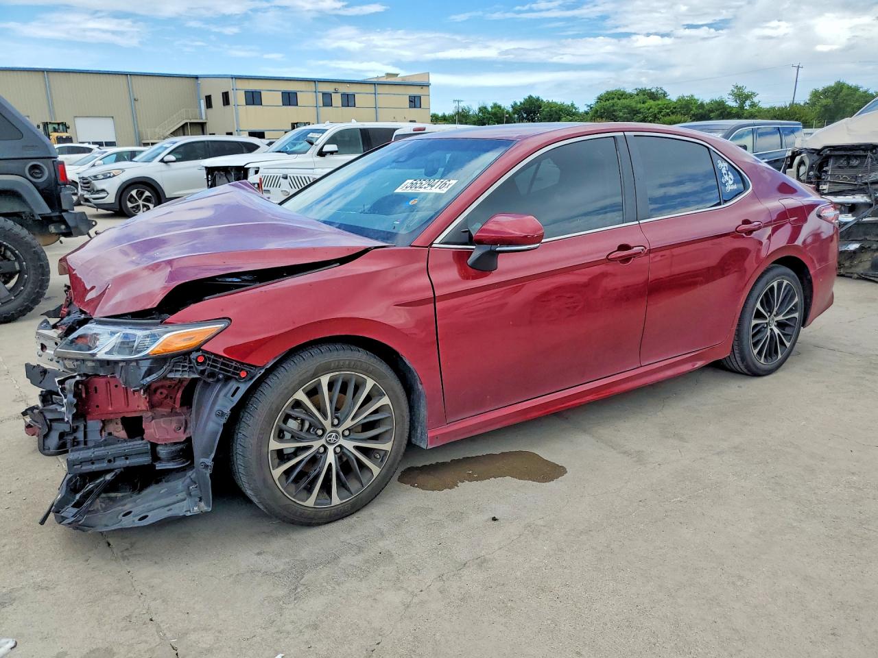 2018 TOYOTA CAMRY SE