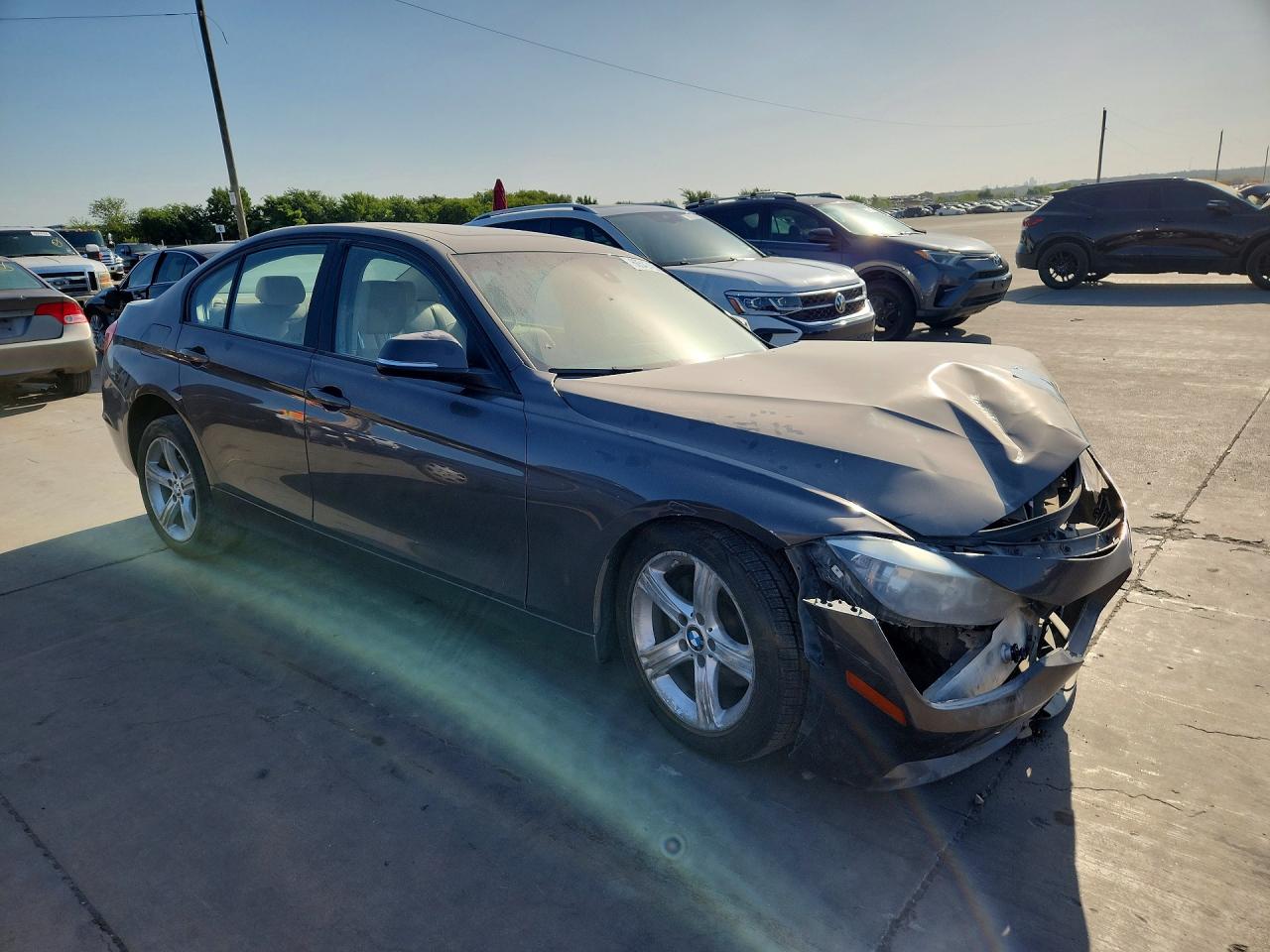 2014 BMW 320 I — снимка 4