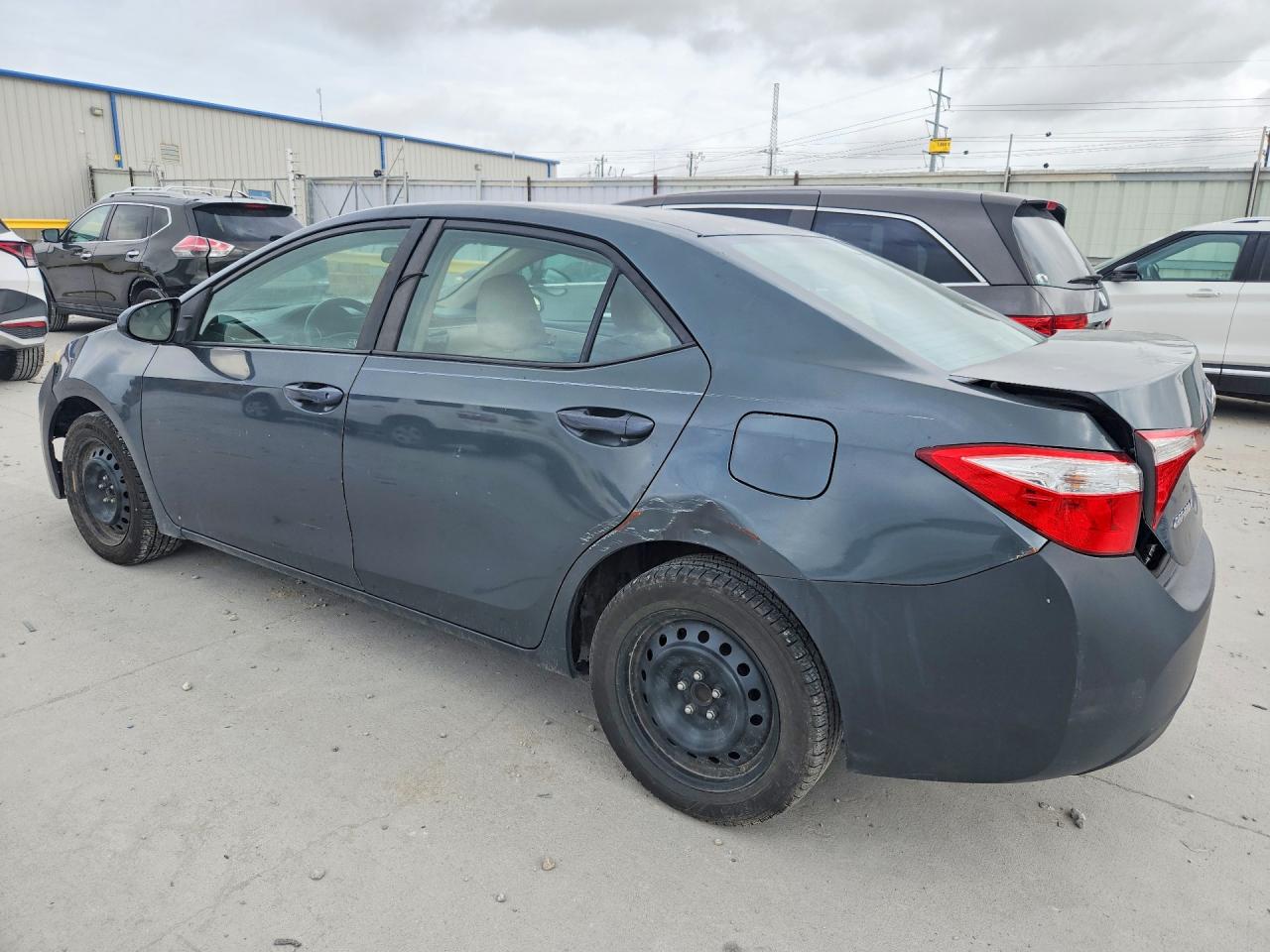 2015 TOYOTA COROLLA LE — снимка 2