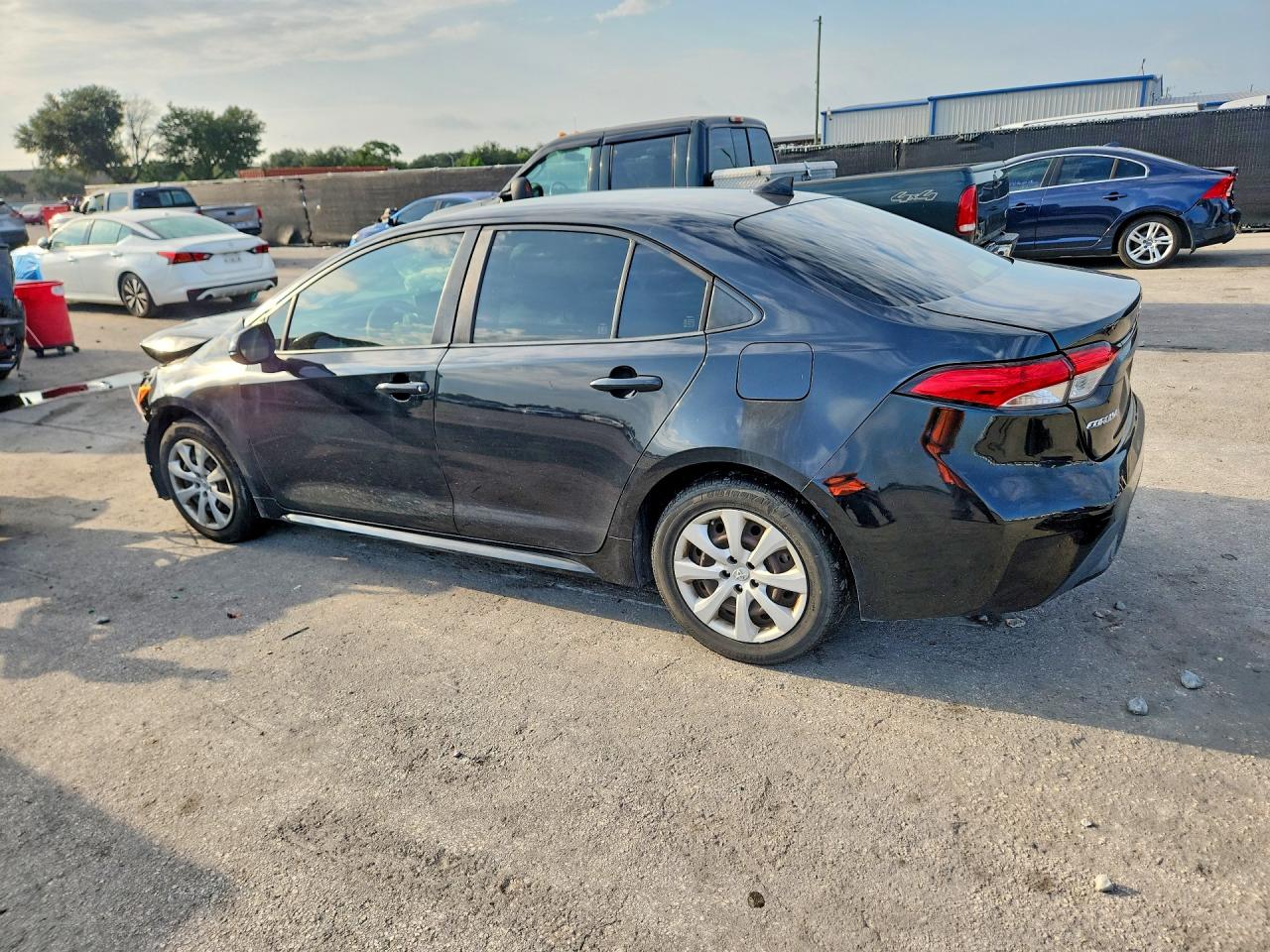 2020 TOYOTA COROLLA LE — снимка 2