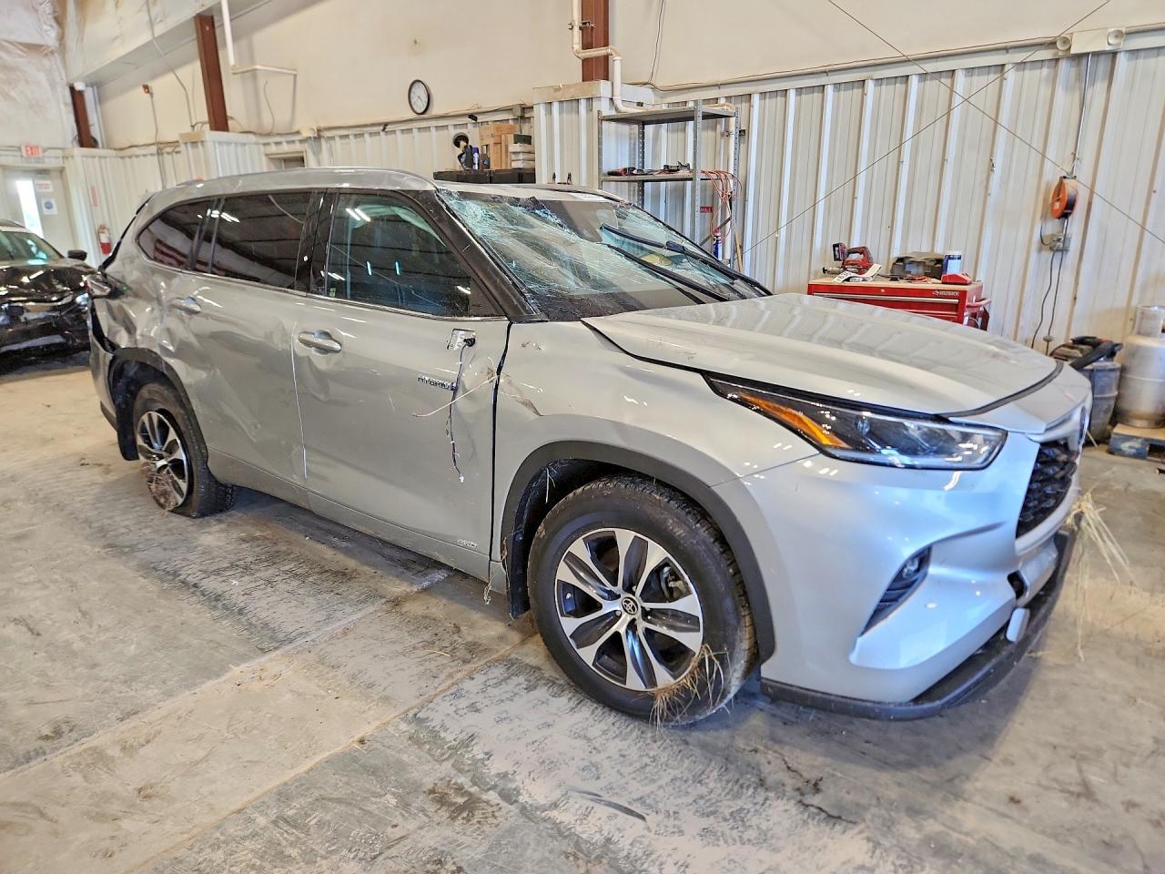 2021 TOYOTA HIGHLANDER HYBRID XLE — снимка 4