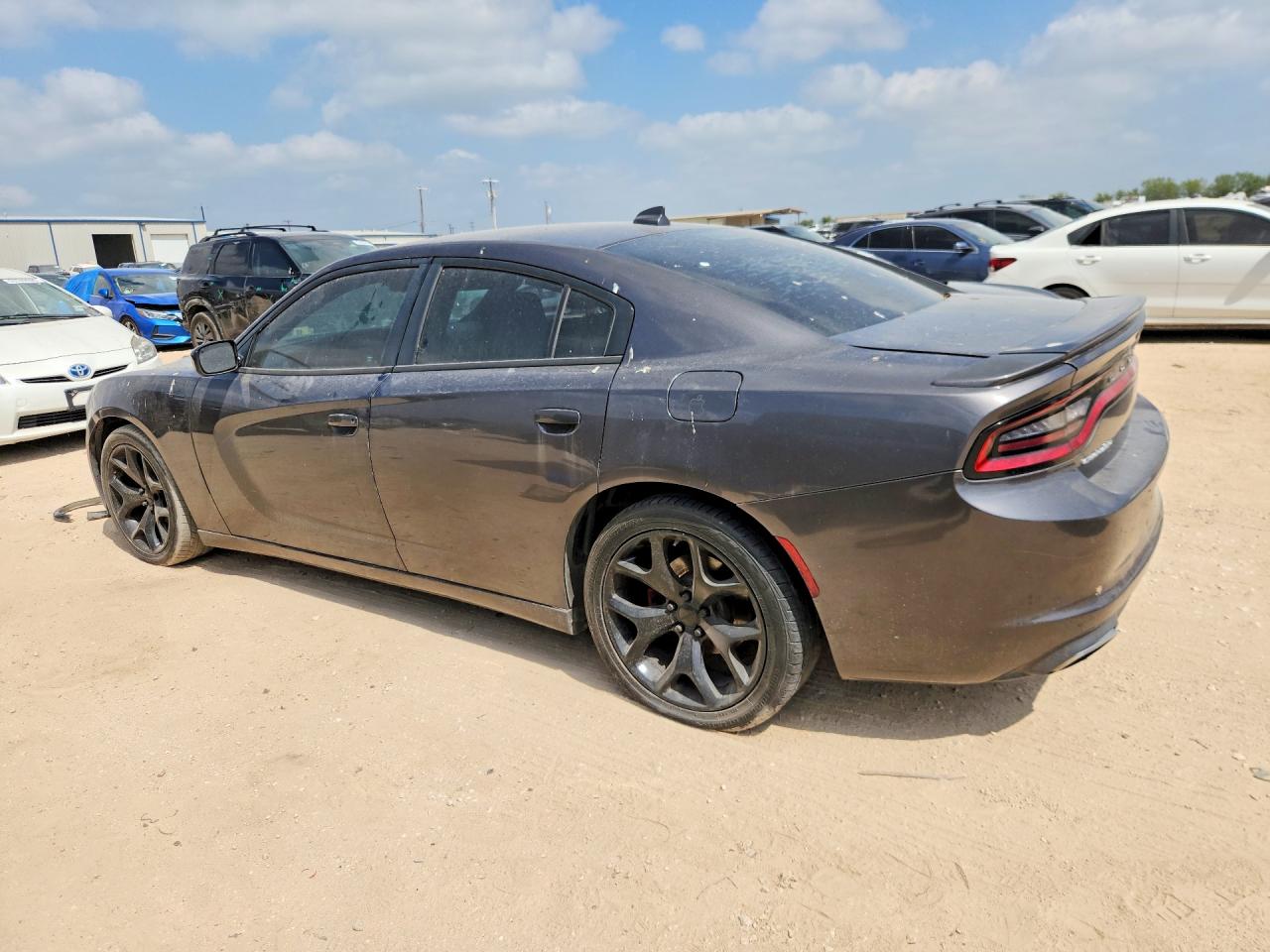 2016 DODGE CHARGER SXT — снимка 2