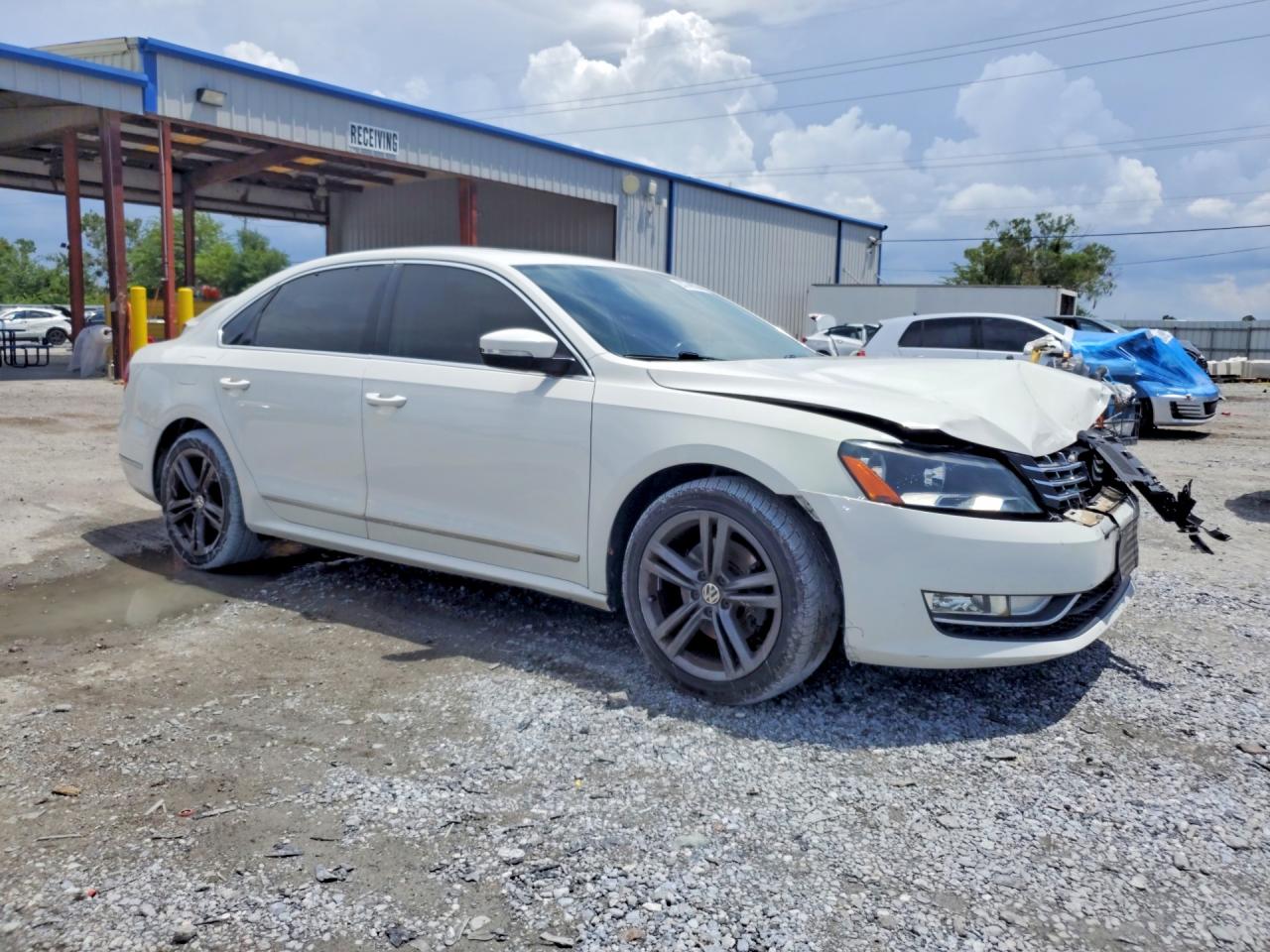 2015 VOLKSWAGEN PASSAT SEL — снимка 4