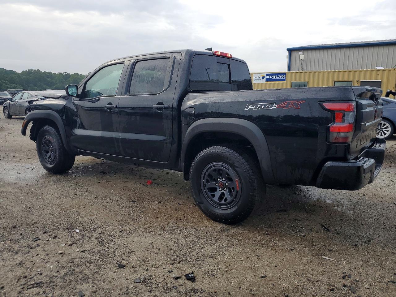 2026 NISSAN FRONTIER PRO-4X — снимка 2