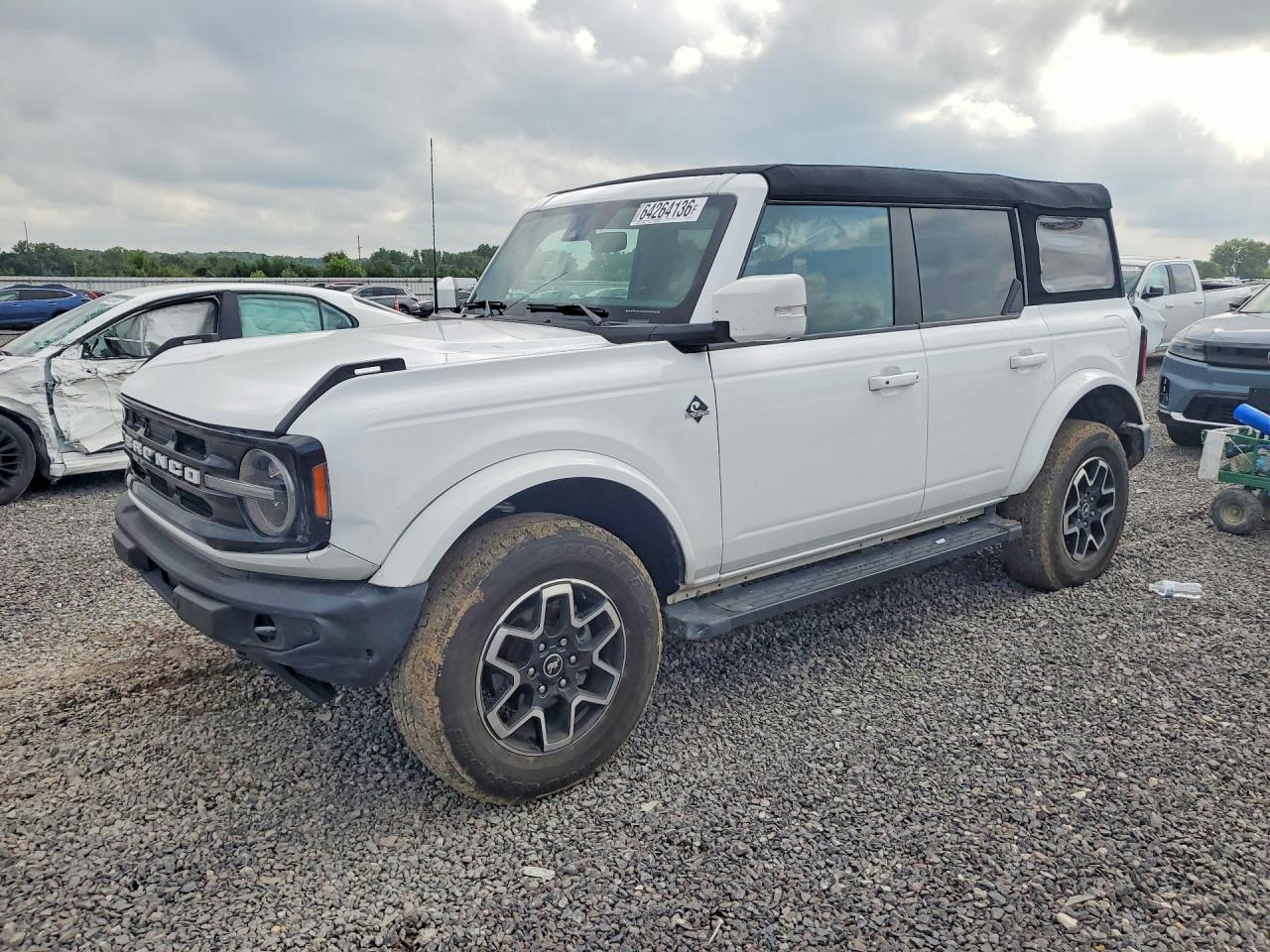 2024 FORD BRONCO OUTER BANKS