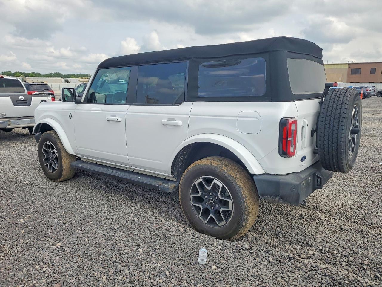 2024 FORD BRONCO OUTER BANKS — снимка 2