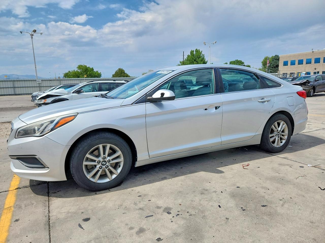 2017 HYUNDAI SONATA SE