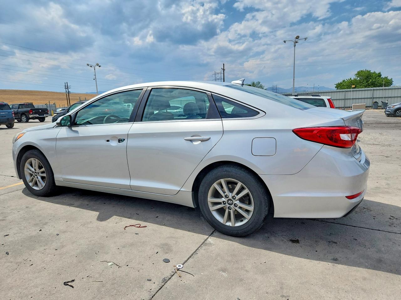 2017 HYUNDAI SONATA SE — снимка 2