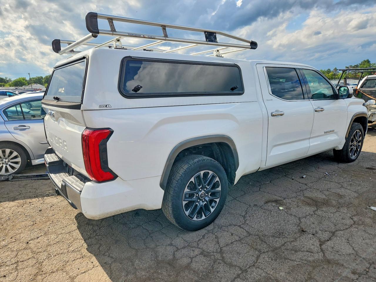 2022 TOYOTA TUNDRA CREWMAX LIMITED — снимка 3