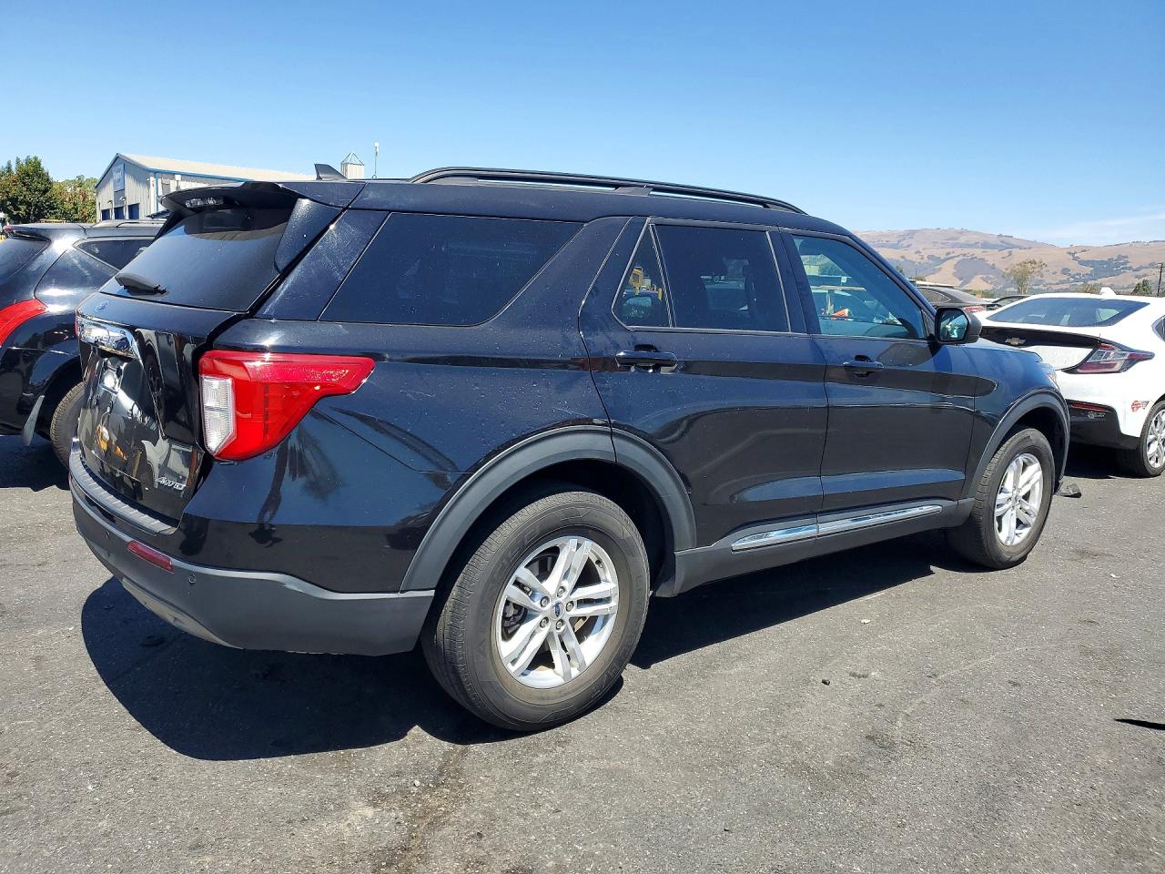 2023 FORD EXPLORER XLT — снимка 3