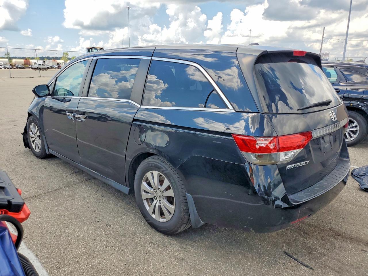 2015 HONDA ODYSSEY EXL — снимка 2