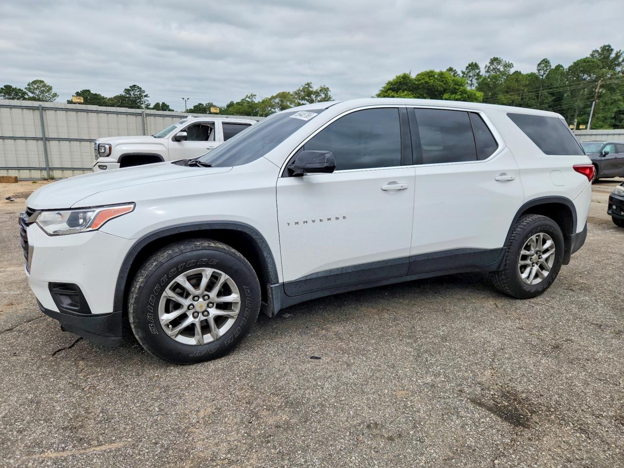 2018 CHEVROLET TRAVERSE LS
