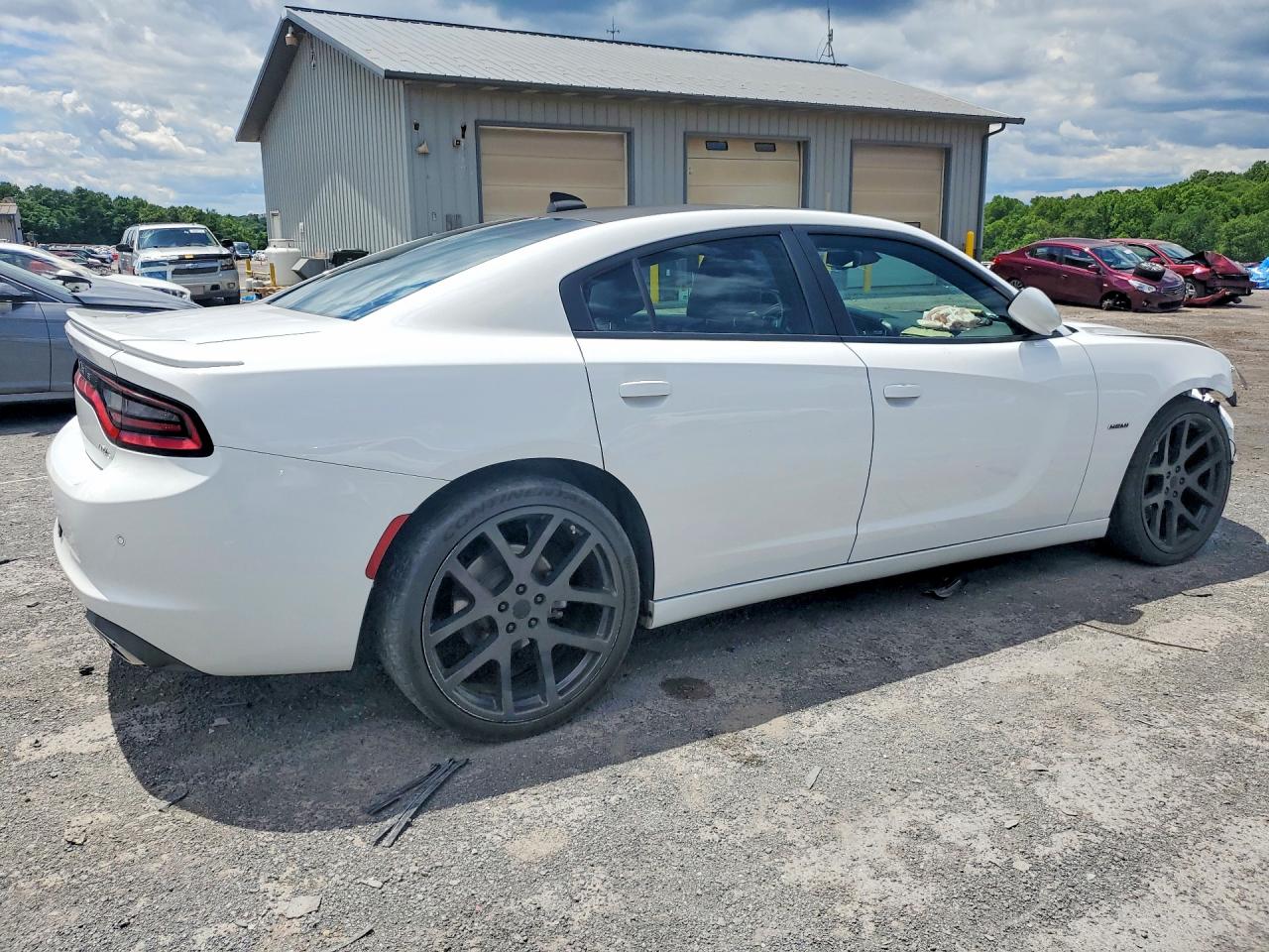 2015 DODGE CHARGER R — снимка 3