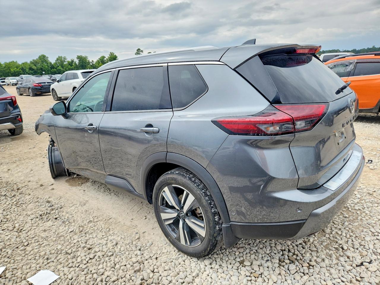 2024 NISSAN ROGUE SL — снимка 2