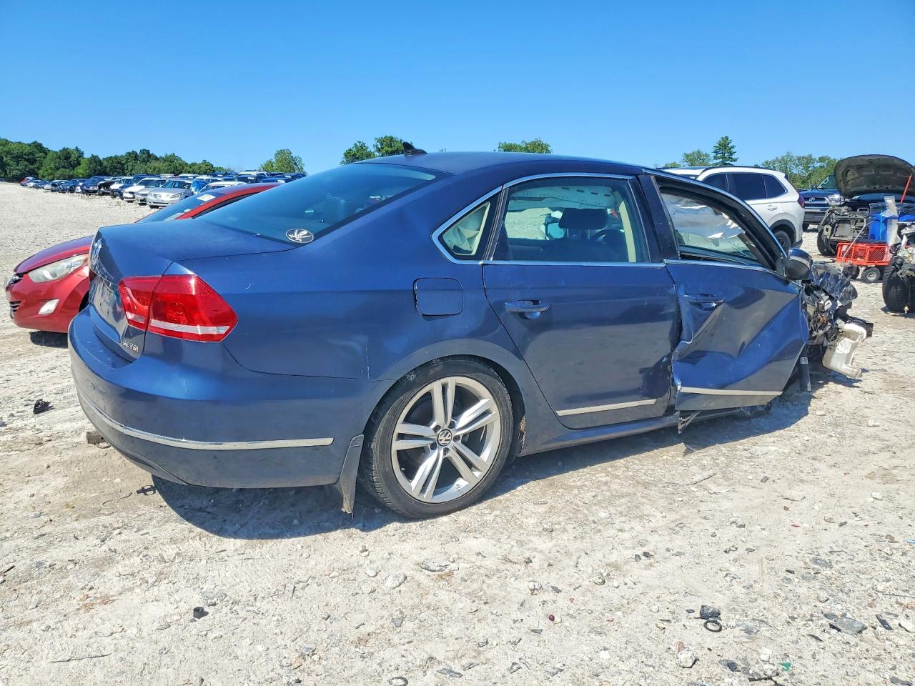 2015 VOLKSWAGEN PASSAT SE — снимка 3