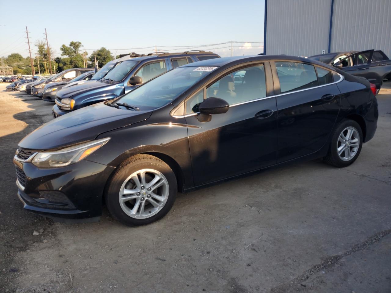 2017 CHEVROLET CRUZE LT