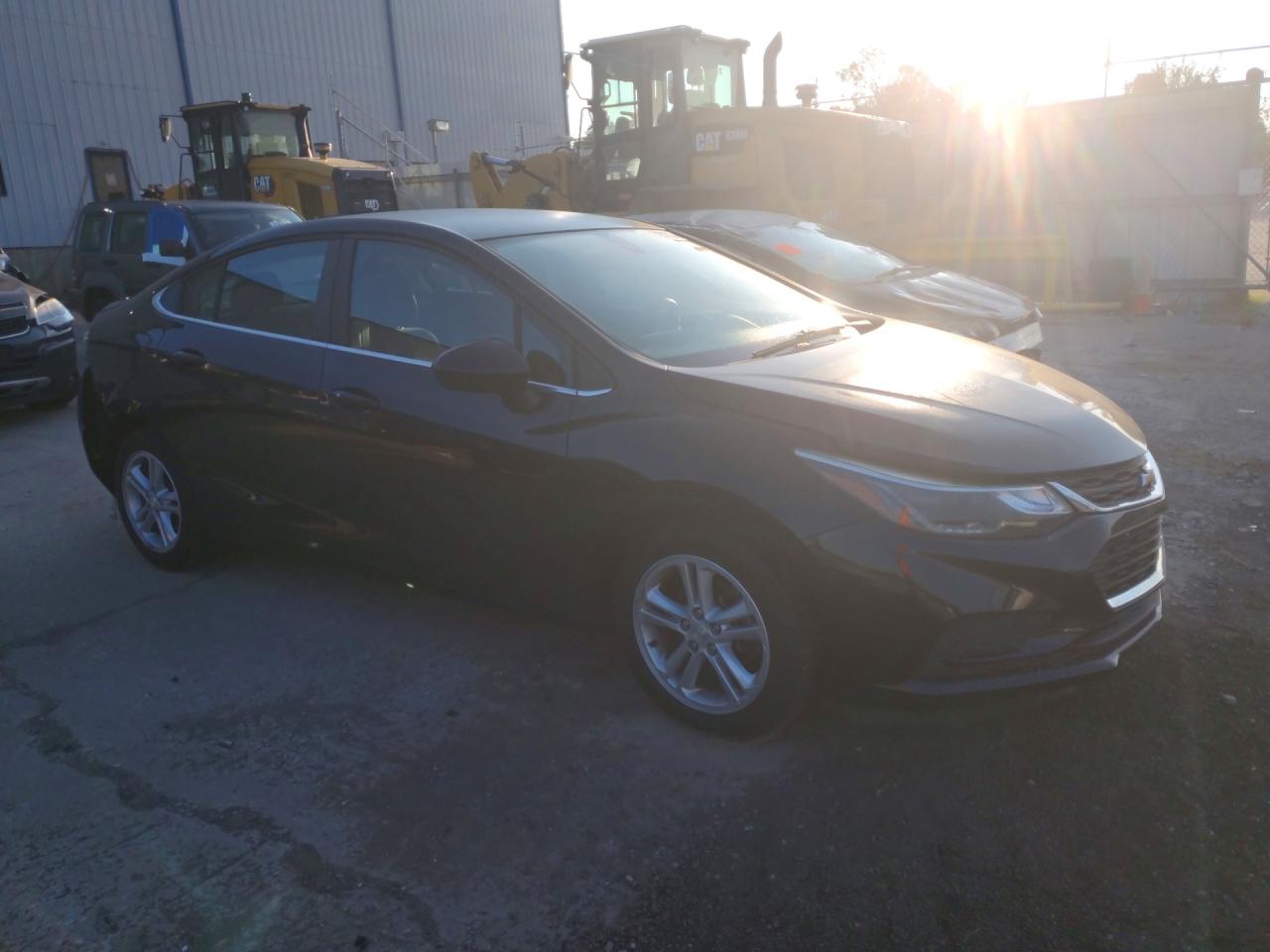 2017 CHEVROLET CRUZE LT — снимка 4