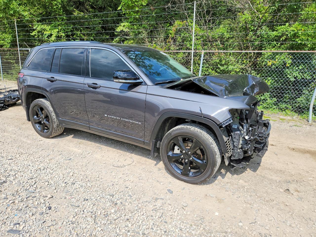 2023 JEEP GRAND CHEROKEE LIMITED — снимка 4