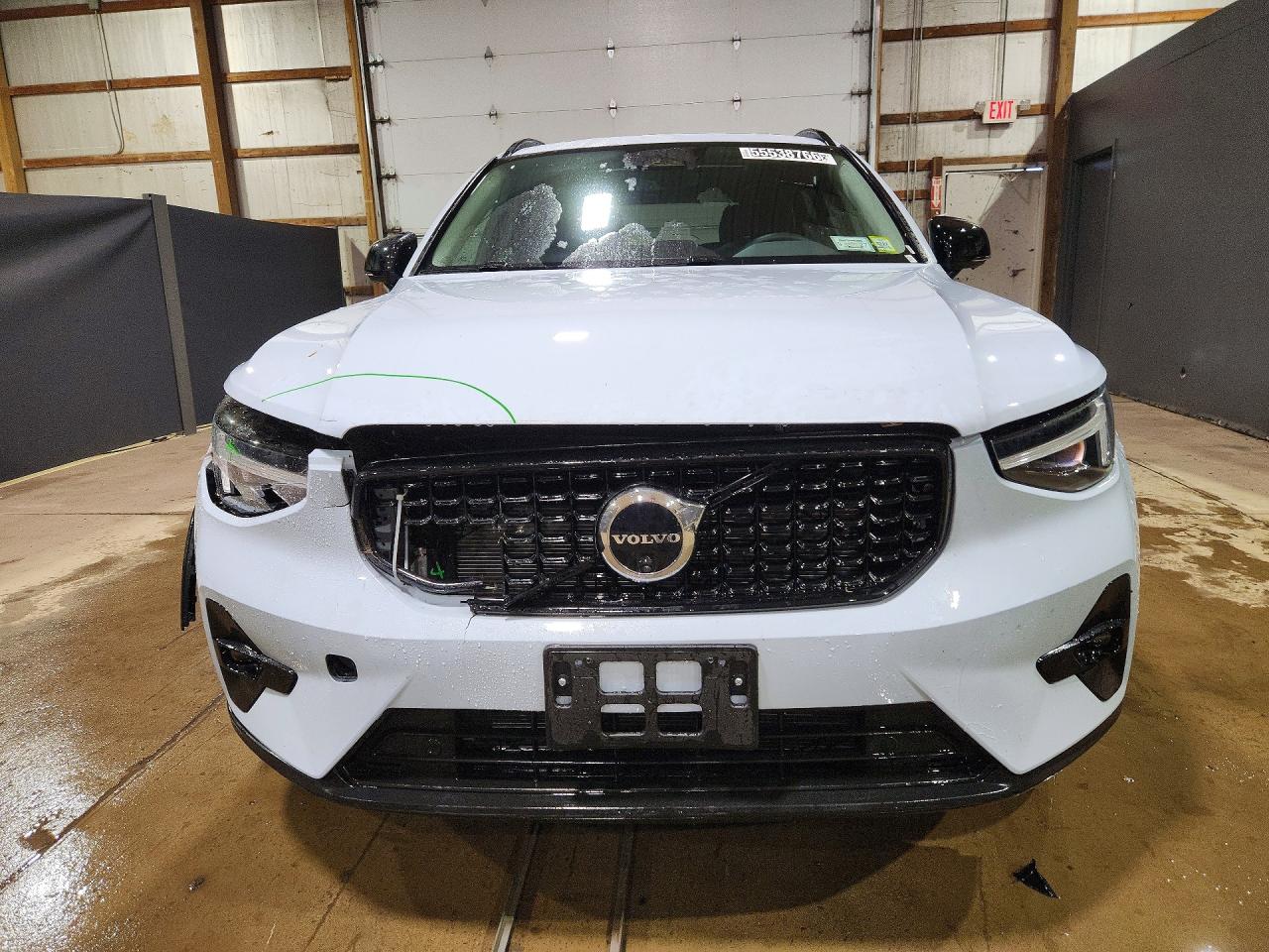 2026 VOLVO XC40 PLUS — снимка 5