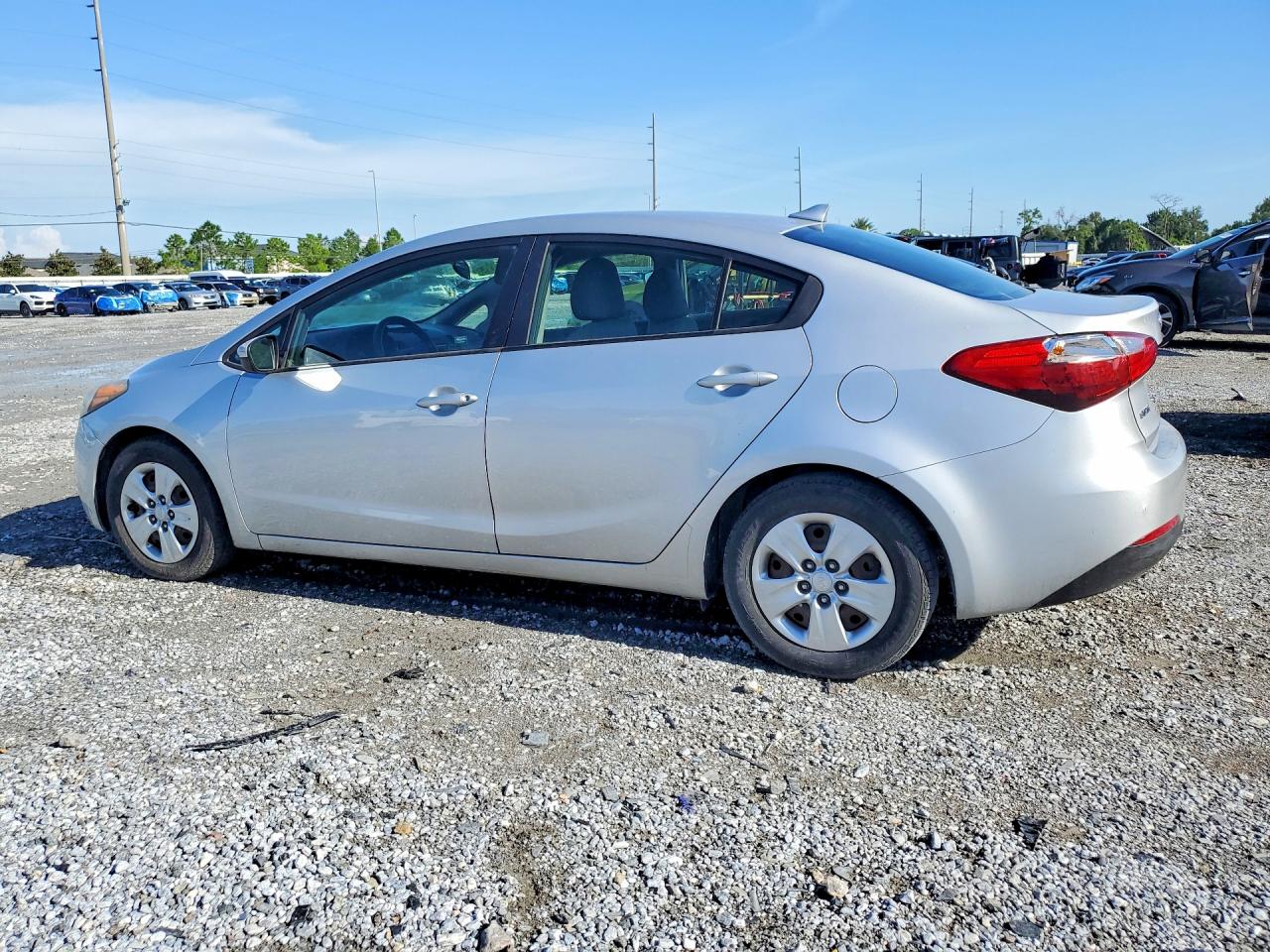 2015 KIA FORTE LX — снимка 2