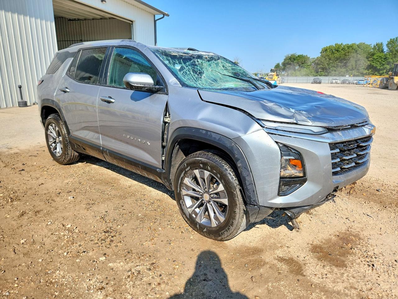 2025 CHEVROLET EQUINOX LT — снимка 4