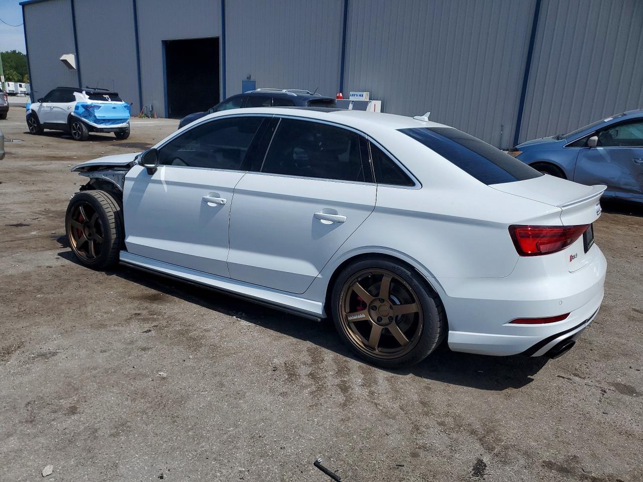 2018 AUDI RS3 — снимка 2
