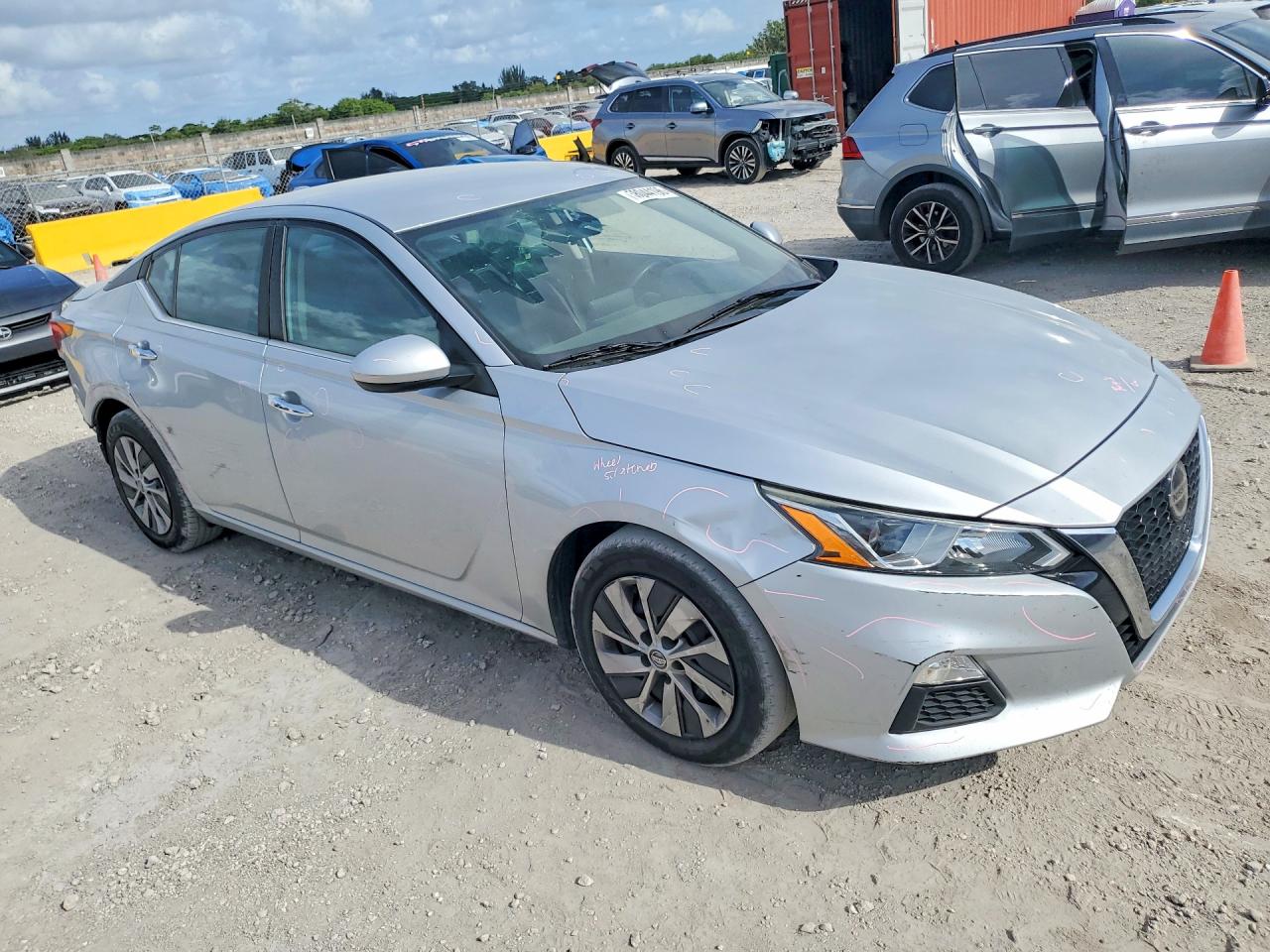 2019 NISSAN ALTIMA S — снимка 4