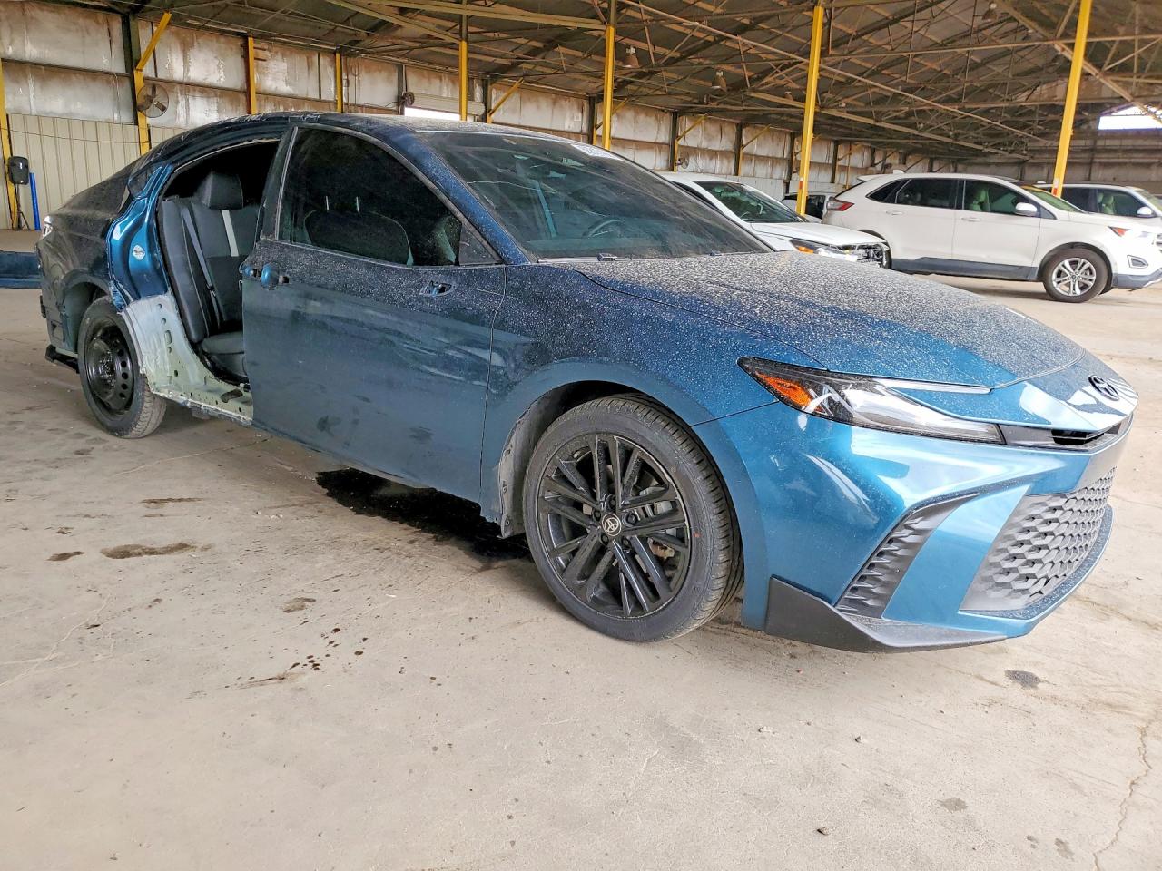 2025 TOYOTA CAMRY SE — снимка 4