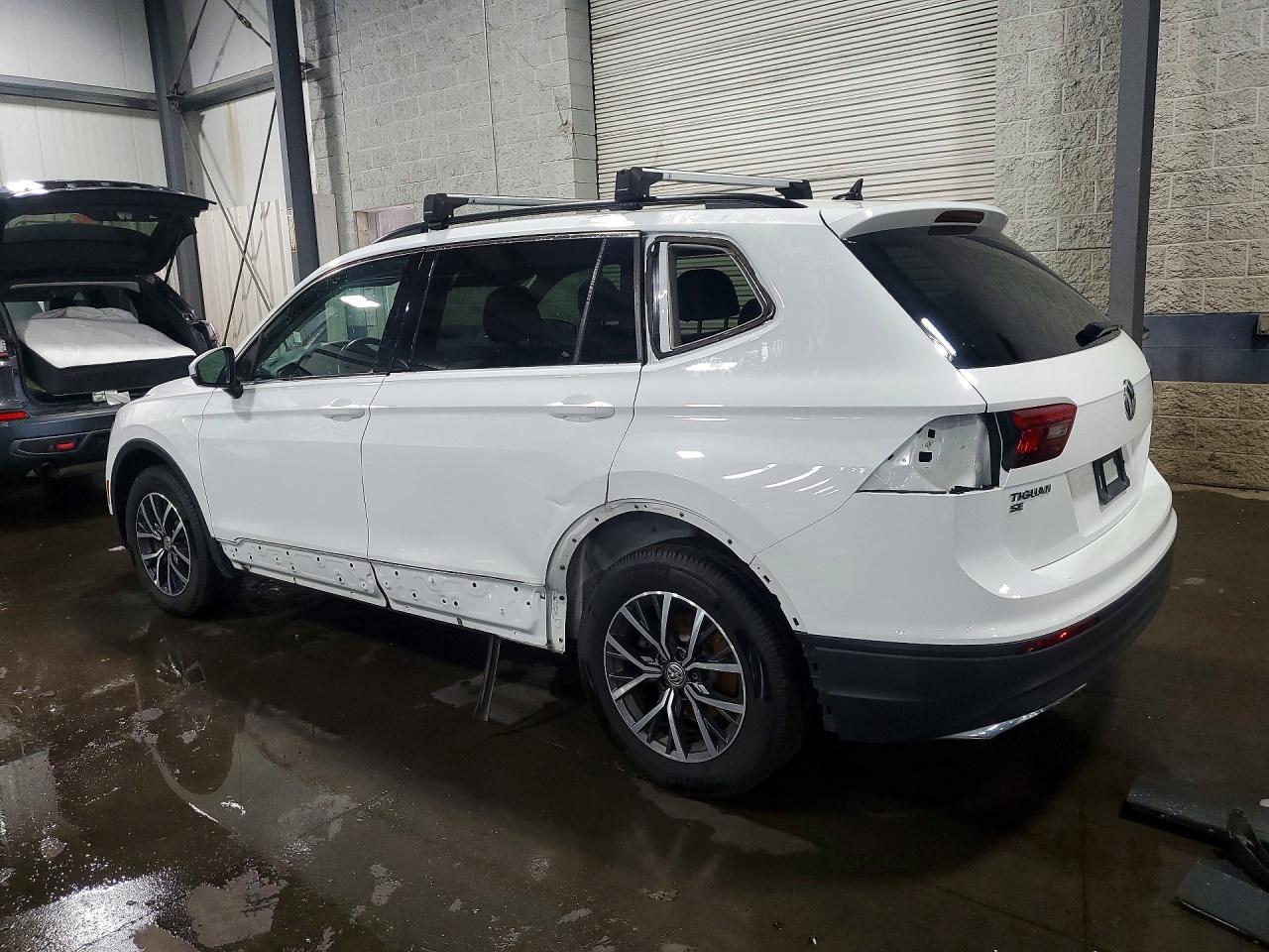 2019 VOLKSWAGEN TIGUAN SE — снимка 2