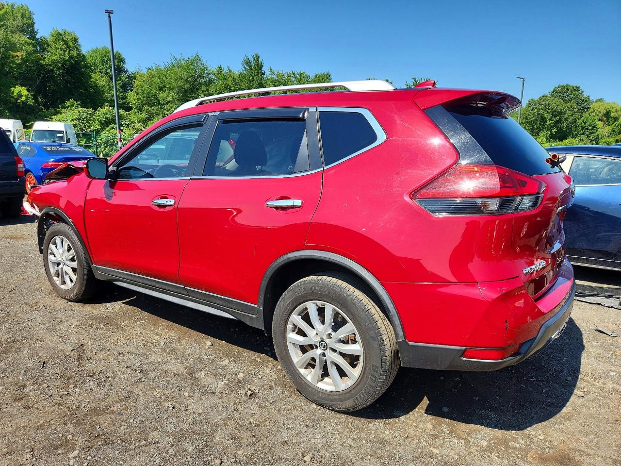 2017 NISSAN ROGUE SV — снимка 2