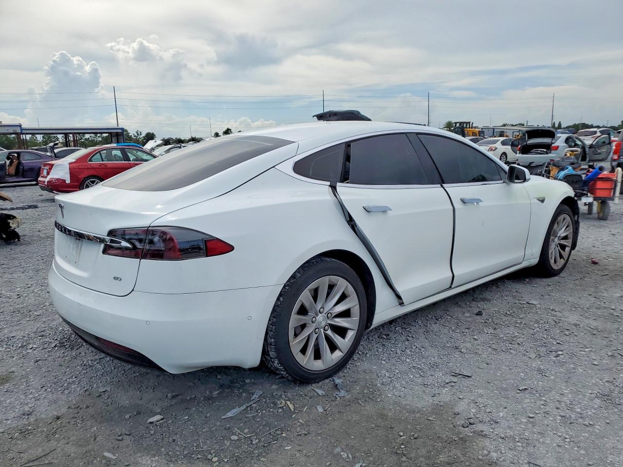 2016 TESLA MODEL S — снимка 3