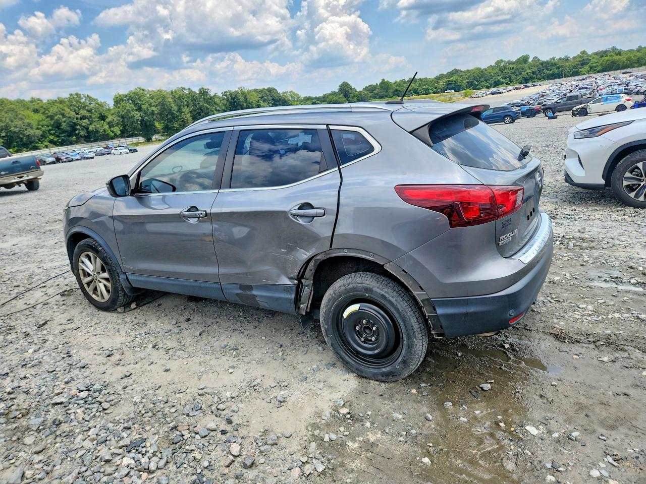 2019 NISSAN ROGUE SPORT SV — снимка 2